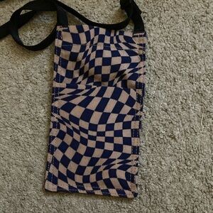 Trippy check phone pouch